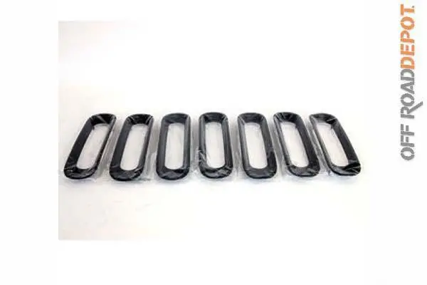 Rug 11306.30 - Parrilla Delantera Jeep Jk 07-10 Blk 1