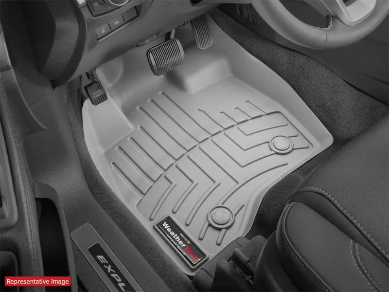 2017+ Ford F-250/F-350 Super Duty Vinyl Rear Floorliner - Black 2