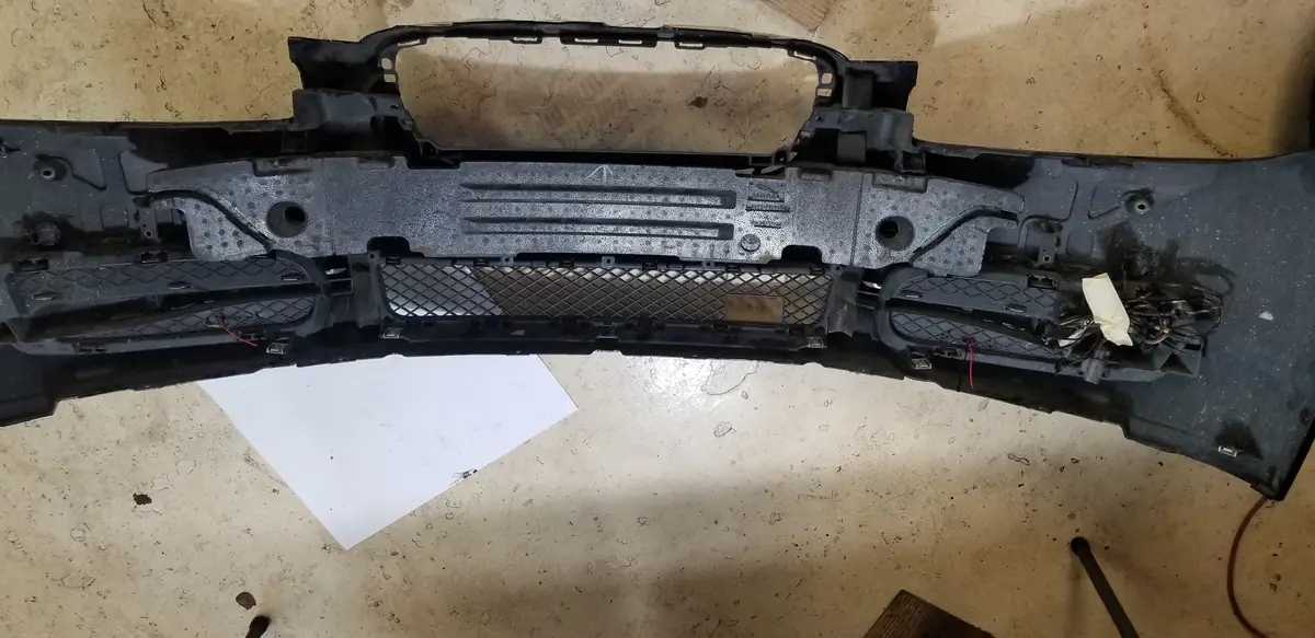 Used Front Bumper Cover For Jaguar Xf. Fits Jaguar Xf 2009-2011 2