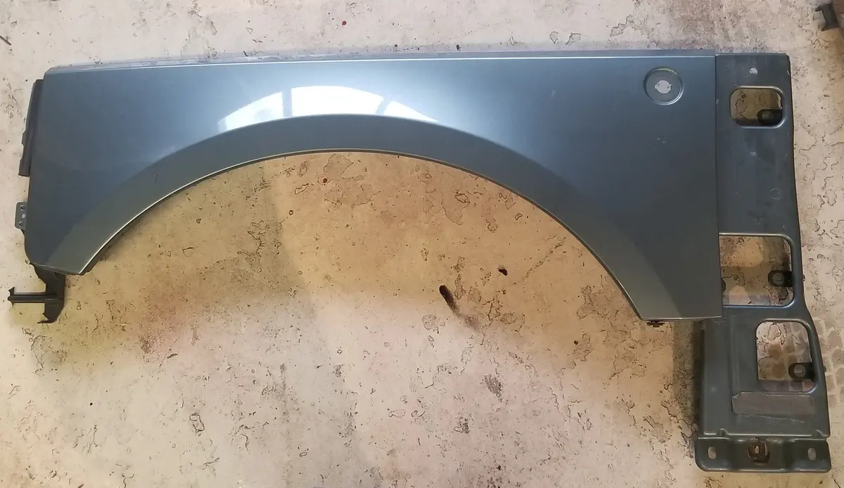 Used Left Fender For Land Rover Part # Asb760032. Fits Range Rover 2003-2005 1