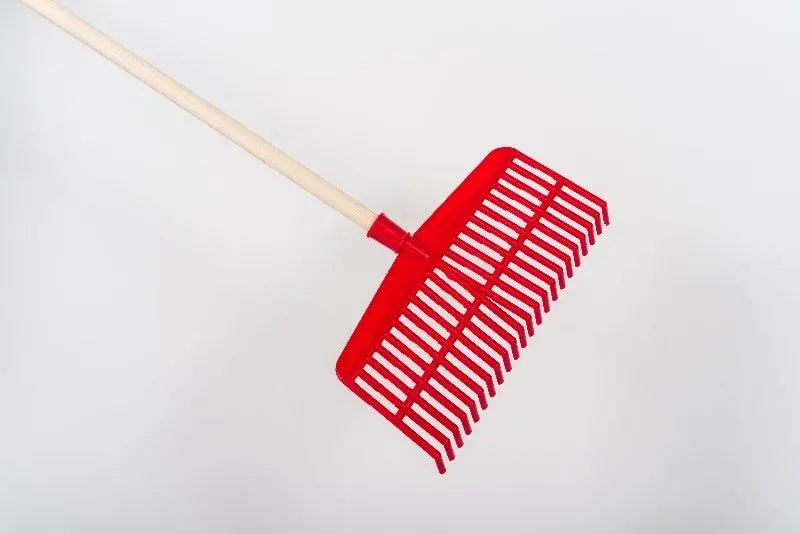 Art. 940: Red Rectangular Leaf Broom 1