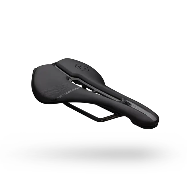 Pro Turnix Performance Saddle Black, Black Saddle 1