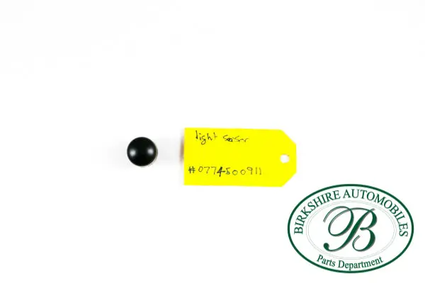 Jaguar Dash Mount Light Sensor Part # 0774500911. Fits Jaguar Xj8 2004-2008 1