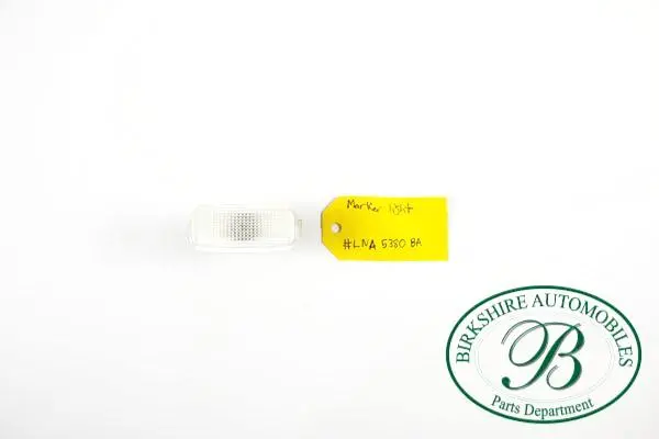 Jaguar Trunk Lamp Part #Lna 5380 Ba Fits 95-03 Vdp/ Xjr, 95-96 Xj12, 95-97 Xj6, 98-03 Xj8 1