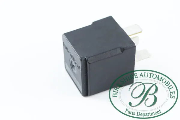 Jaguar Oem Relay # C2s62674. Fits 2000-2008 Jaguar S-Type, 2005-2009 Super V8, 2003-2009 Jaguar Vdp, 2002-2008 Jaguar X-Type, 2009-2015 Jaguar Xf 1