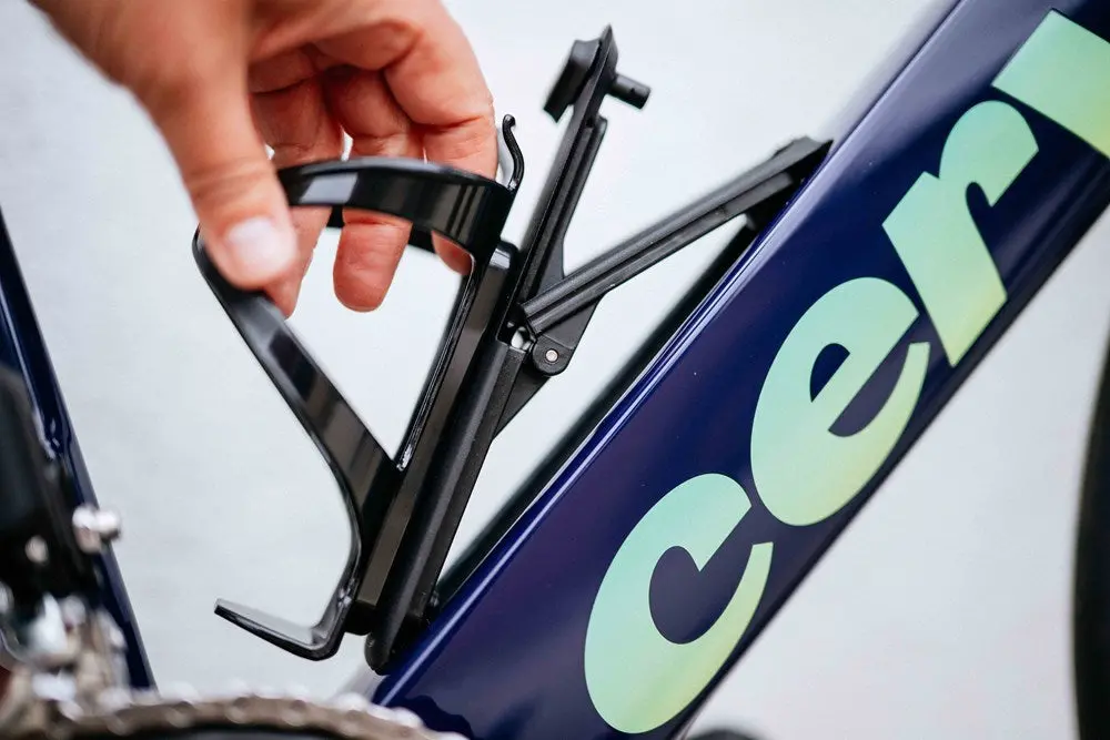 2025 Cervelo P-Series 105 Di2 Deep Dahlia 2