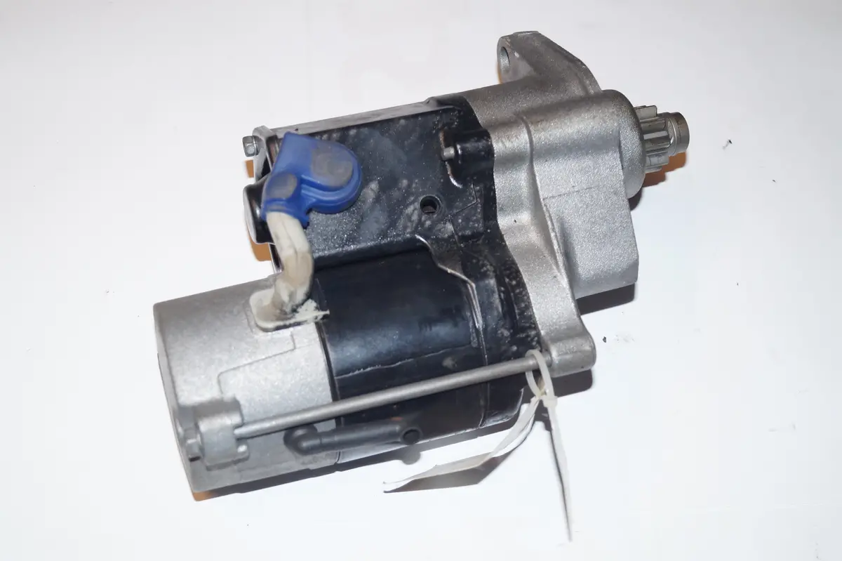 Used Land Rover Lr3 4.0L Starter Motor Part# Nad500300. Fits Land Rover Lr3 2005-2007 1