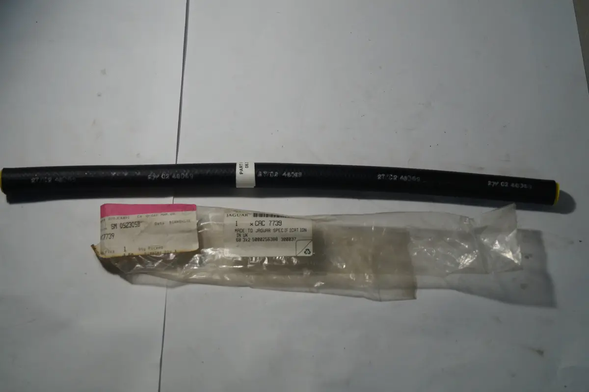 New Jaguar Power Steering Reservoir Hose Part #Cac7739. Fits Jaguar Vdp.And Xj6 1988-1992 1