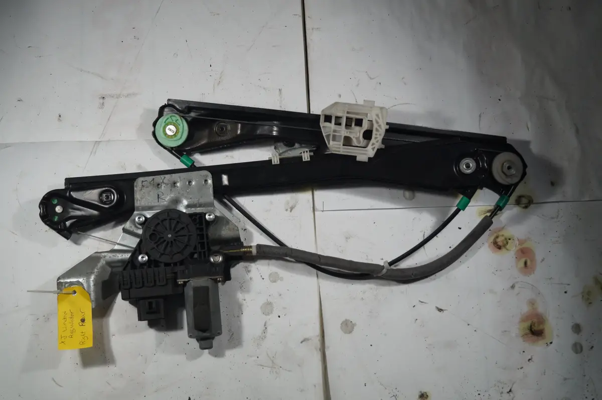 Used Right Rear Window Lift Motor And Regulator For Jaguar Part # C2c35651. Fits Jaguar Xj8,Vdp, 2003-2009 1