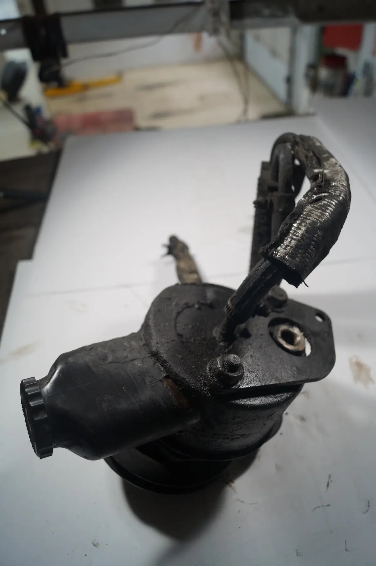 Used Jaguar Power Steering Pump Part #Eac003167. Fits Jaguar Xj6 1975-1982 1