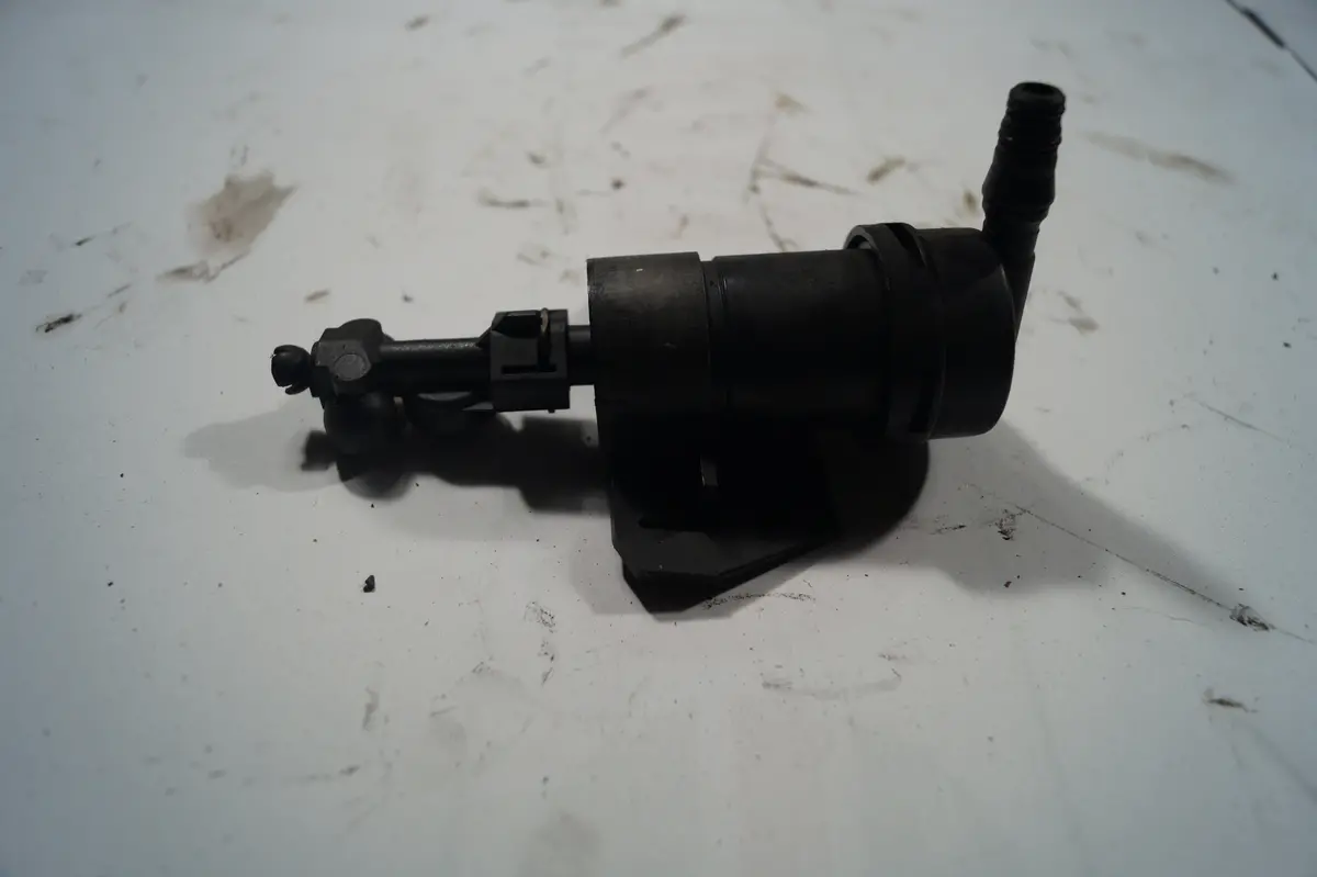 Used Jaguar Headlight Washer Jet Part #Lja7050af. Fits Jaguar Xj8,Xjr, 1997-2006 1