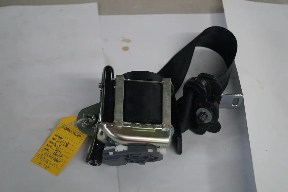 Used Jaguar Drivers Front Seat Belt Retractor Part #C2d30954pvj.Fits Jaguar Xj 2013-2019. 1
