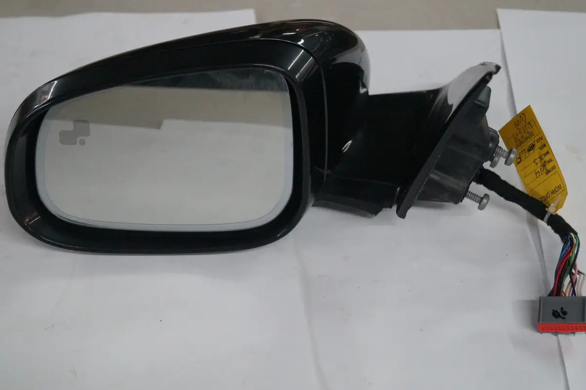 Used Drivers Front Wing Mirror For Jaguar Part #C2d56204. Fits Jaguar Xj Series 2010-2015 From Vin V00001 1