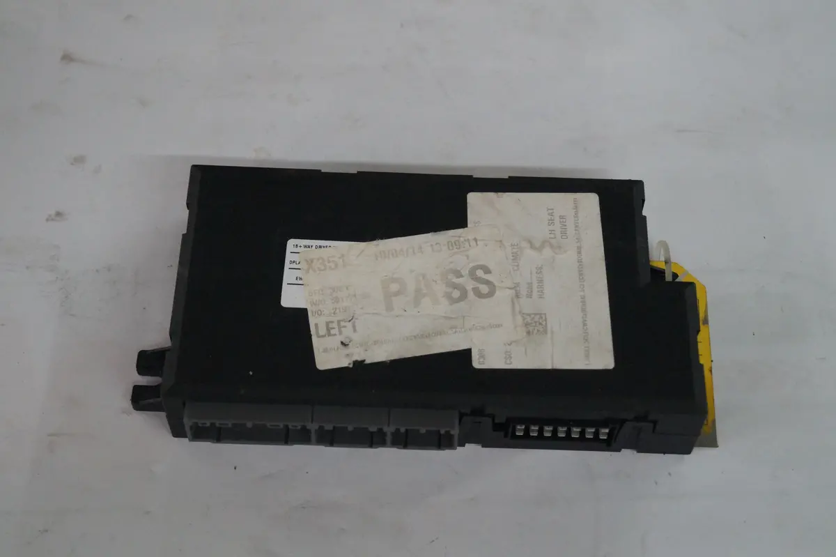 Used Jaguar Passenger And Drivers 20 Way Seat Modules Part # C2d21769.Fits Jaguar Xj 2014-2019 1