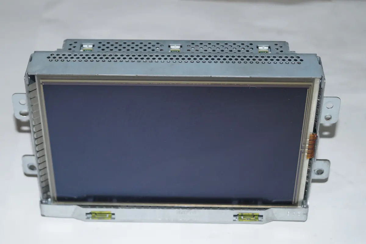 Used Gps/Radio Touch Screen For Jaguar Part #C2d26049. Fits Jaguar Xj 2013-2014 1
