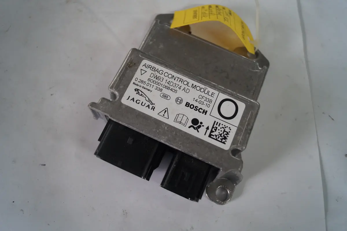 Used Jaguar Airbag Control Module Part #C2d43935. Fits Jaguar Xj Series 2011-2015 1