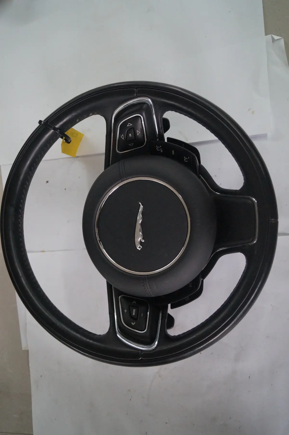 Used Jaguar Steering Wheel Part #C2d22909cjb. Fits Jaguar Xj Series 2011-2015 1