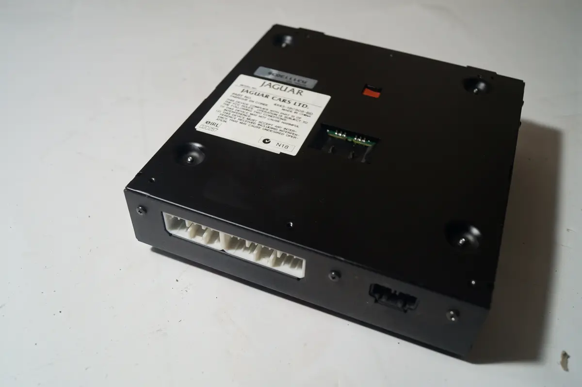 Used Jaguar Radio Amplifier Part #C2s38103. Fits Jaguar X Type 3.0L 2004-2008 1