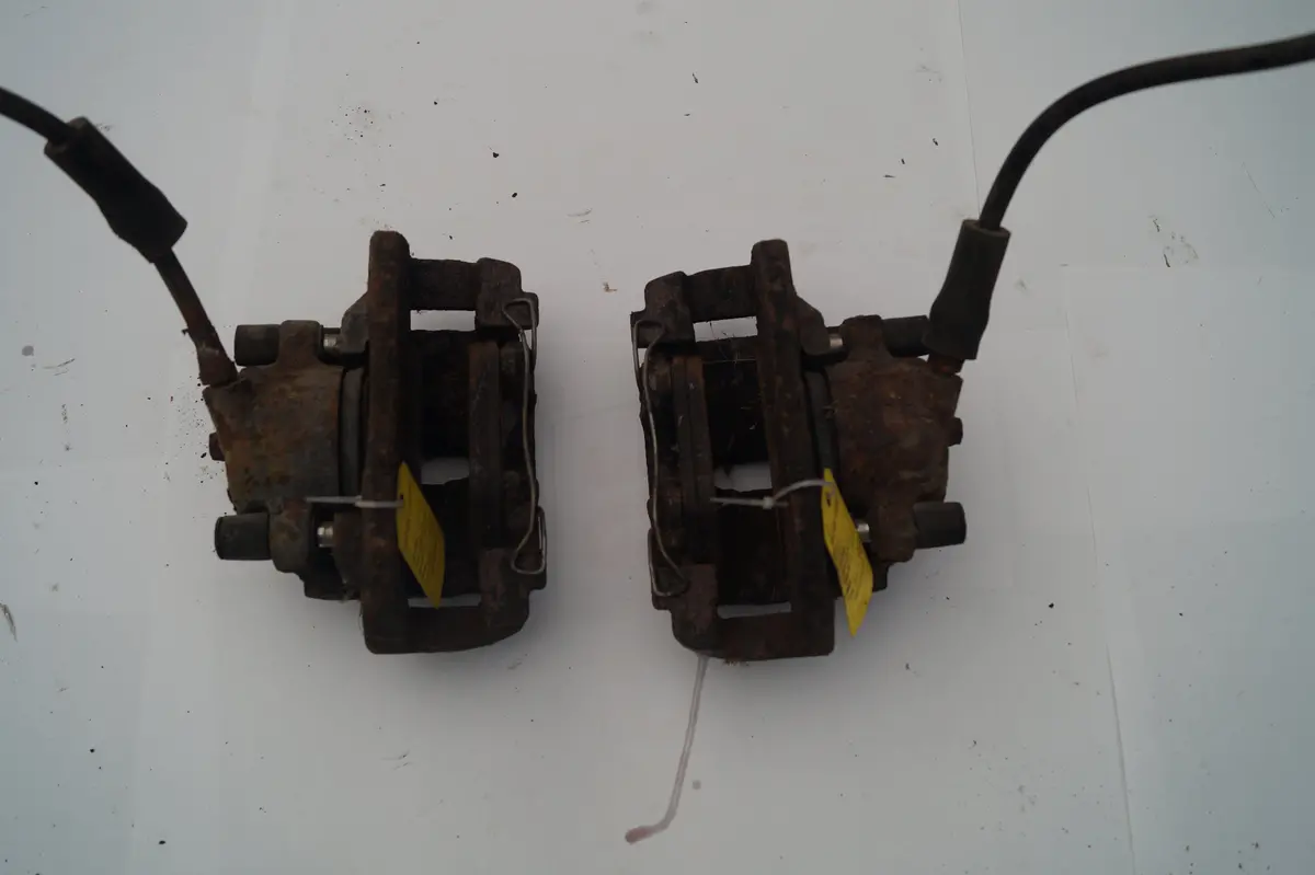Used Jaguar Brake Calipers Part #Jlm21469. Fits Jaguar Vdp,Xj12,Xj6,Xjs 1990-2002 1