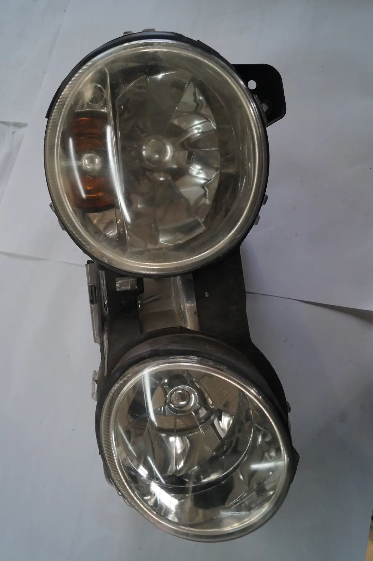 Used Jaguar Headlight Assembly Part #Xr844342. Fits Jaguar S Type 2000-2008. 1