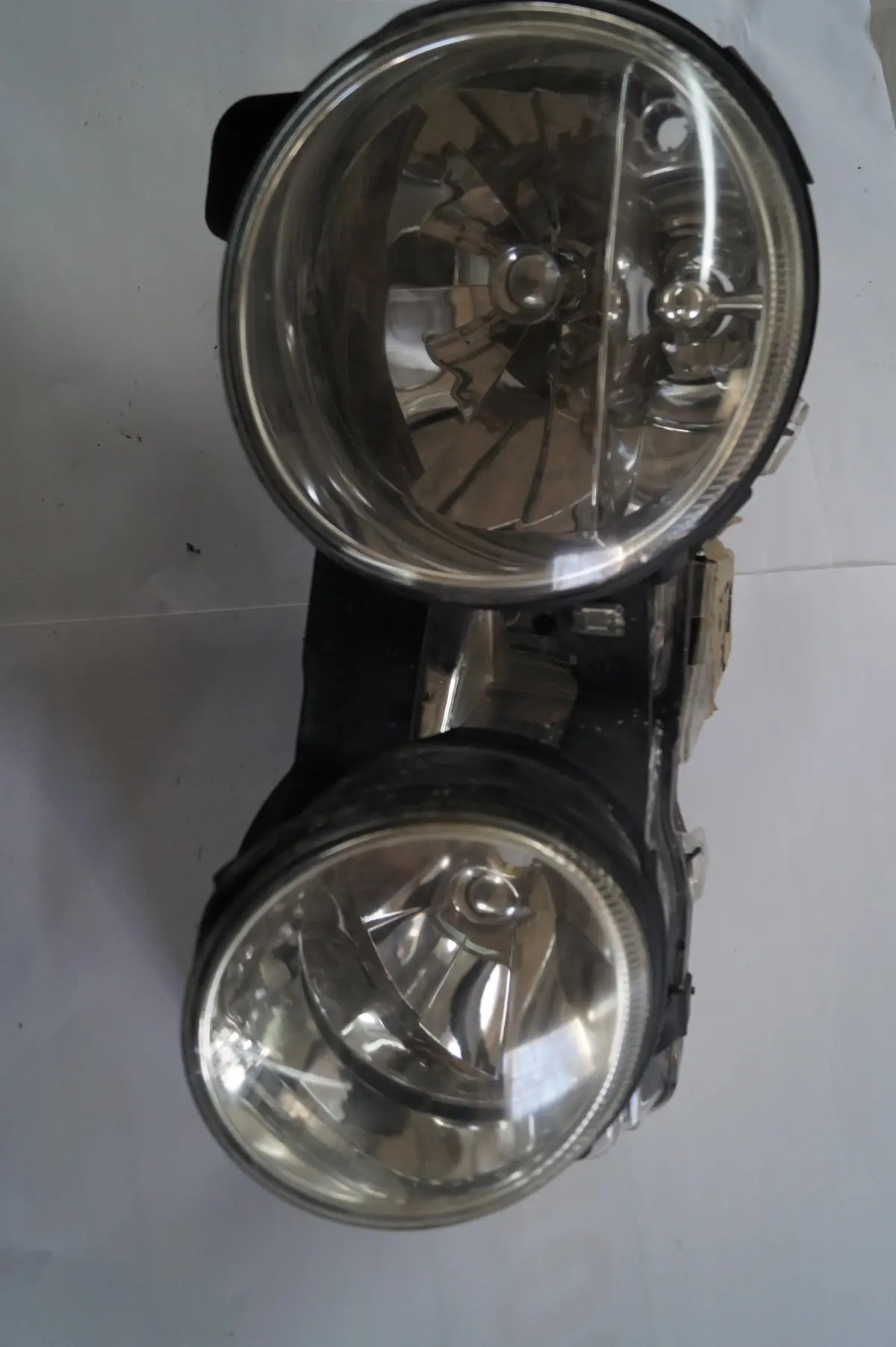Used Jaguar Headlight Assembly Part #Xr844338. Fits Jaguar S Type 2000-2008 1