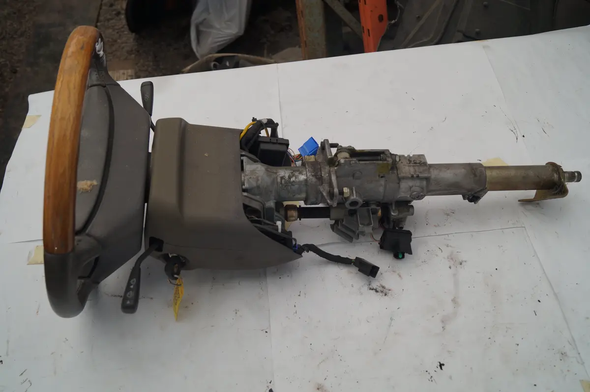 Used Jaguar Steering Column Part #Hna9261ah. Fits Jaguar Xj12,Xj6,Xk8,Xjs 1995-1997 1
