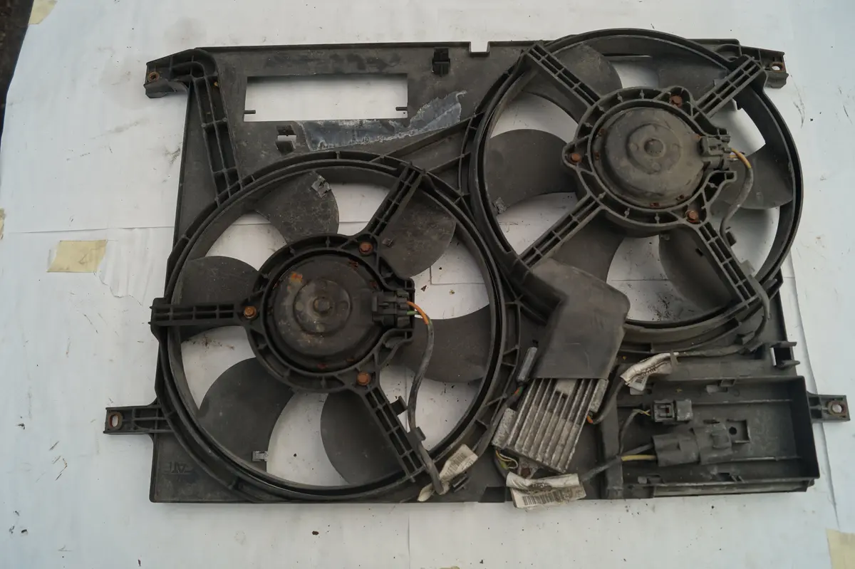 Used Freelander Engine Cooling Fan Assembly Part #Pgf000231. Fits Land Rover Freelander 2002-2005 1