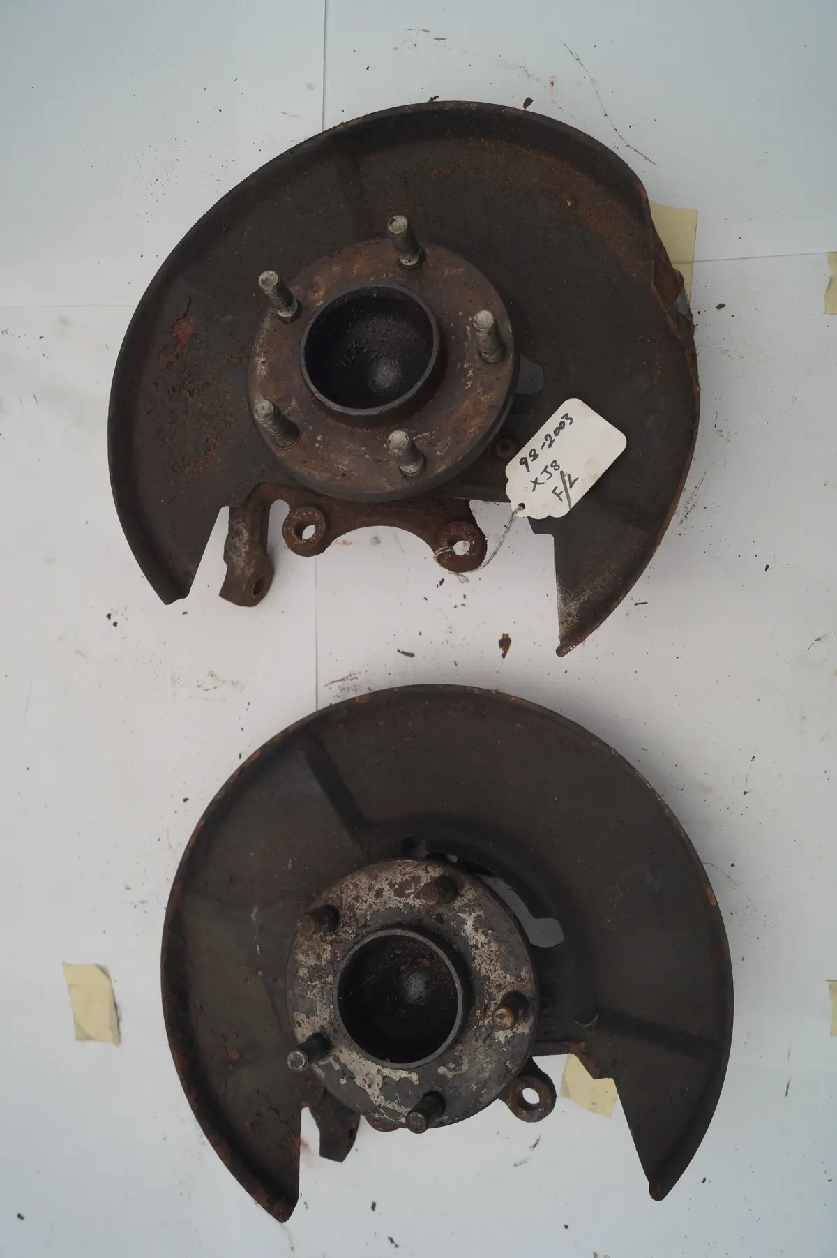 Used Jaguar Front Left Wheel Hub Assembly Part #Mja1837af. Fits Jaguar Xj8,Vdp,1998-1999. 1