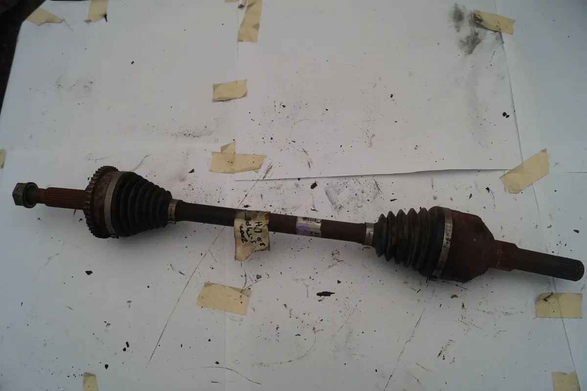 Used Rear Right Jaguar Cv Axle Assembly Part #C2c22868. Fits Jaguar S Type 2002-2008, Jaguar Super V8 2005-2009,Jaguar Vanden Plas,Xj8 2004-2007, Jaguar Xk8 2004-2006. 1