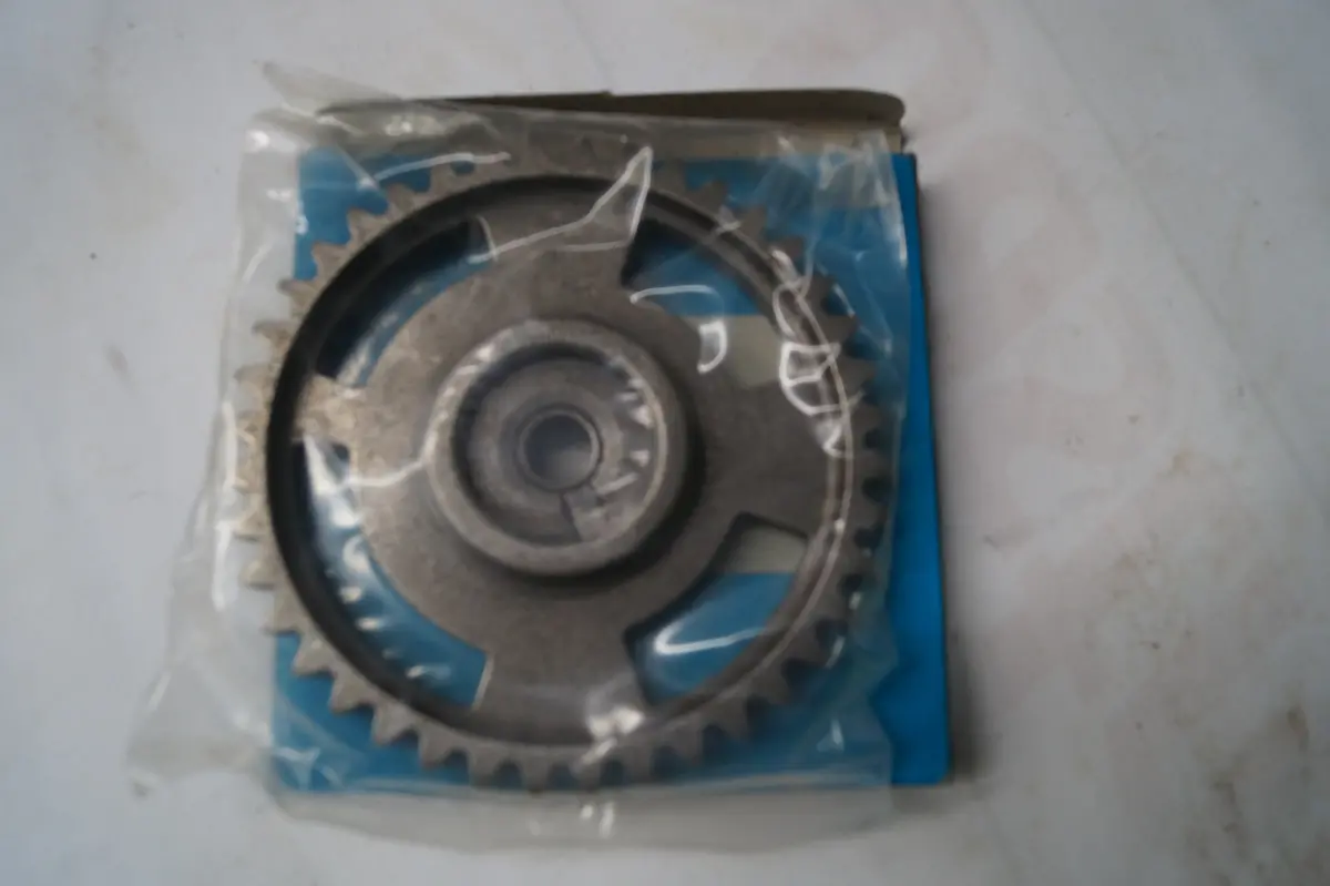 New Land Rover Camshaft Sprocket Part #Err5086 1