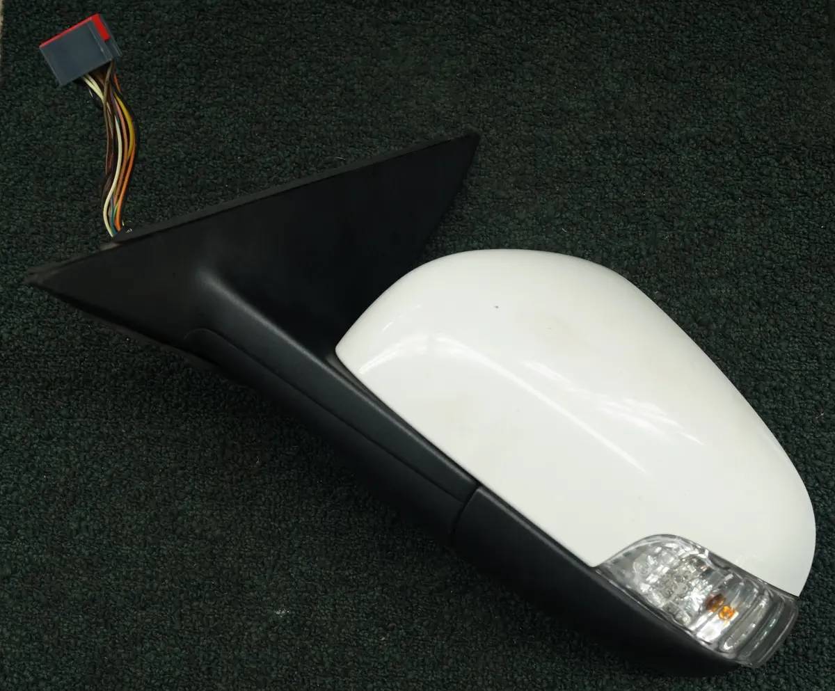 Used Jaguar Xj Driver Side Mirror | Part # - C2c37108 2