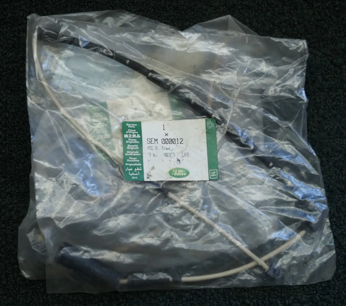Range Rover Full-Size Brake Pad Wear Sensor | Part # - Sem000012 1