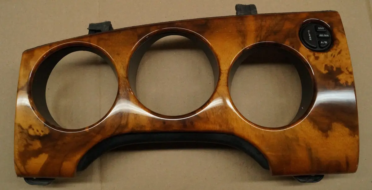 1997 - 2006 Jaguar Xk (X100) Gauge Cluster Wood Trim 1