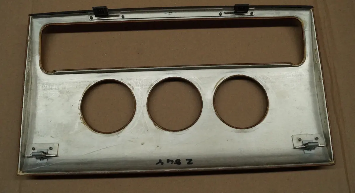 1997 - 2006 Jaguar Xk (X100) Center Dash/Gauge Wood Trim 2