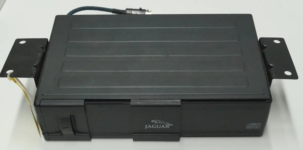1995 - 1997 Jaguar Xj (X300) Compact Disc Autochanger | Part # - Lxf4160ba 1