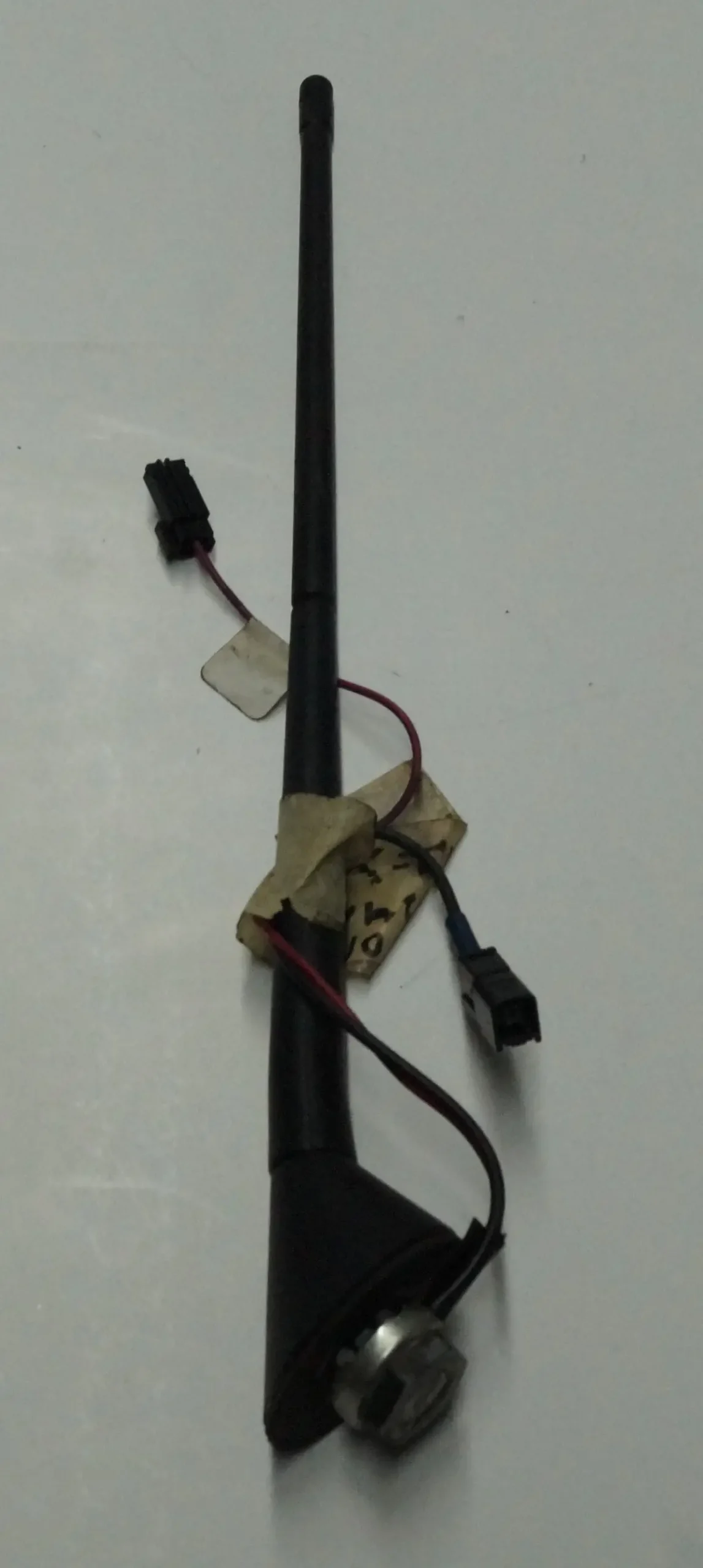 Jaguar X-Type Wagon (X400) Oem Antenna 1