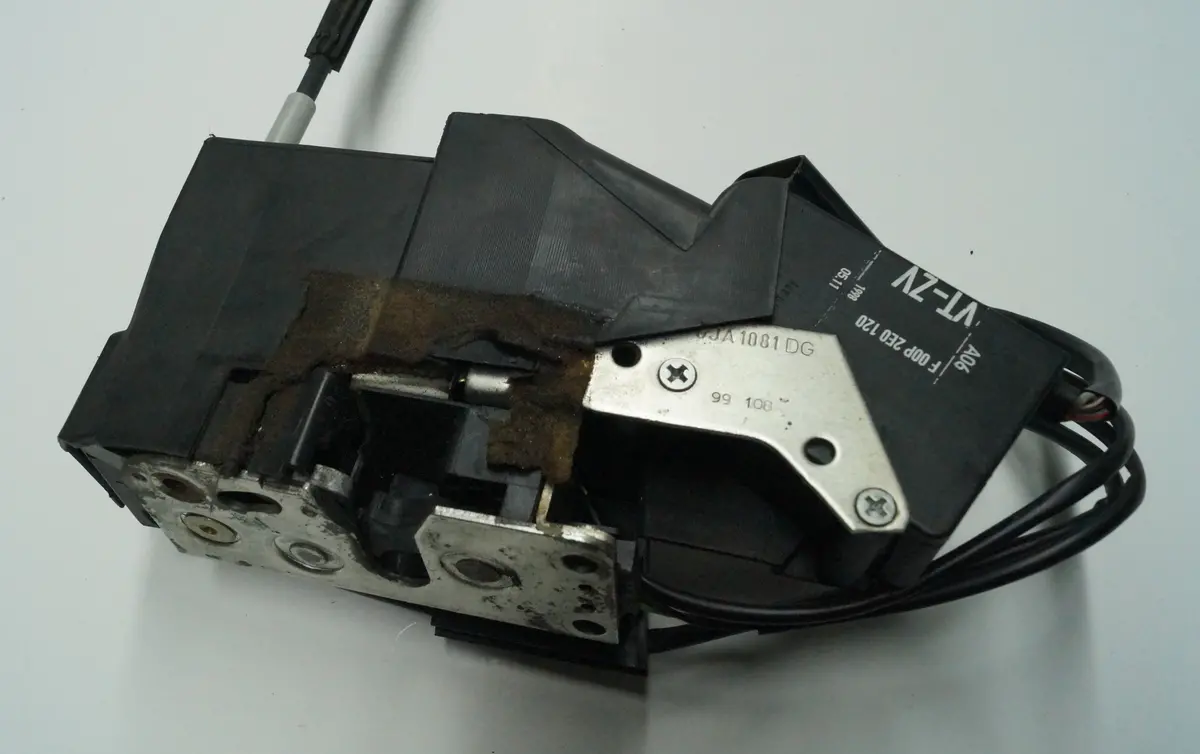 1997 - 2006 Jaguar Xk (X100) Drive Door Latch Actuator | Part # - Gja1081dg 1