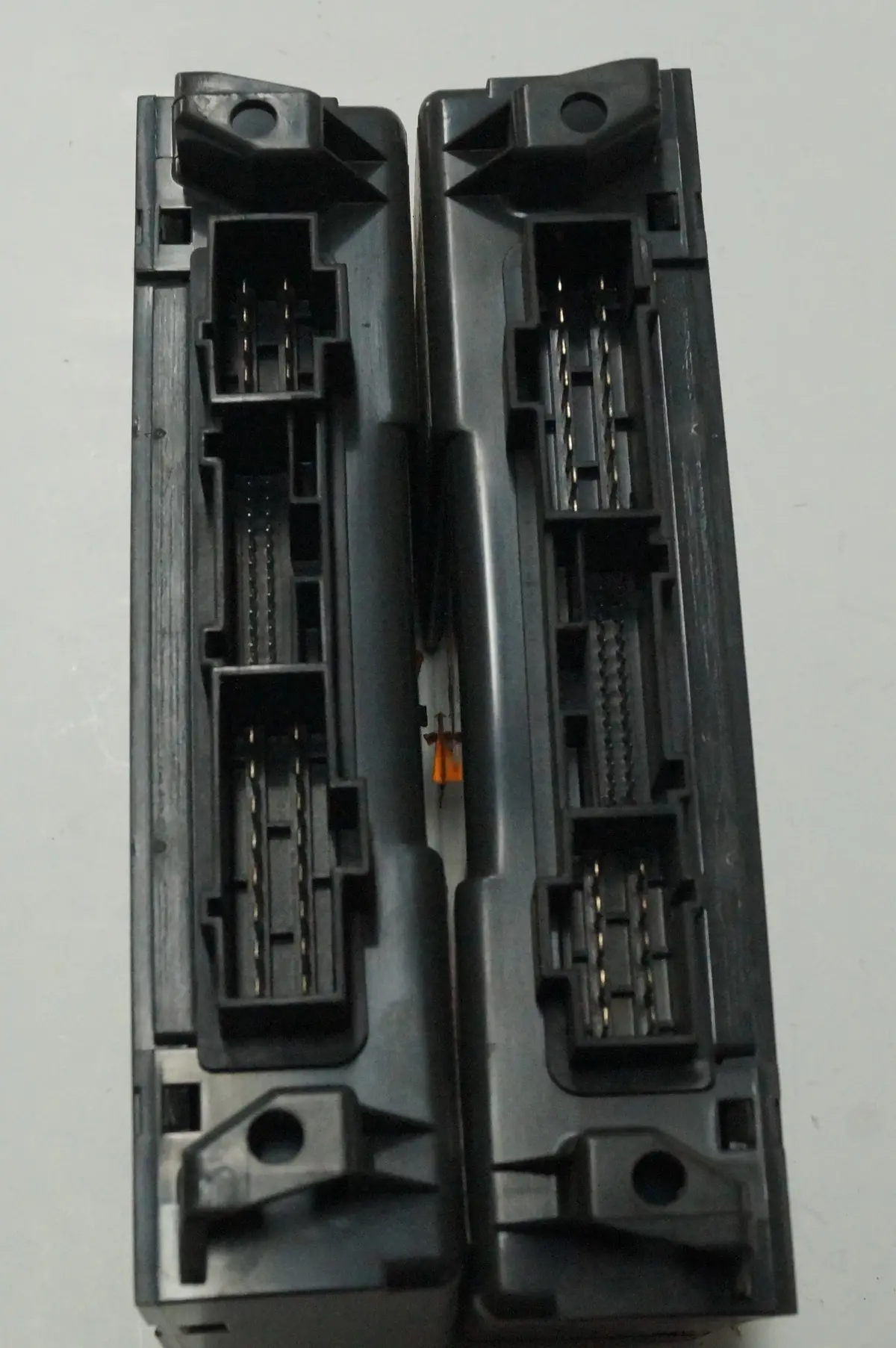1998 - 2003 Jaguar Xj (X308) Security Locking Module | Part # - Lnc2600hd/He 2