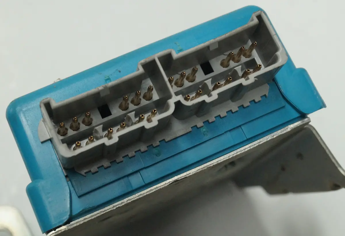 1997 - 2000 Jaguar Xk (X100) Airbag Computer Control Module | Part # - Hja9662aa 2