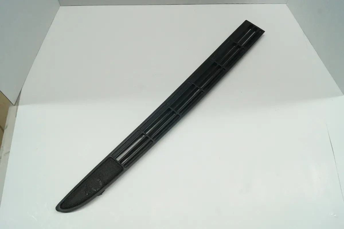 Jaguar Xj (Xj40) Dashboard Air Vent Trim (R/H) | Part # - Bec15112 1