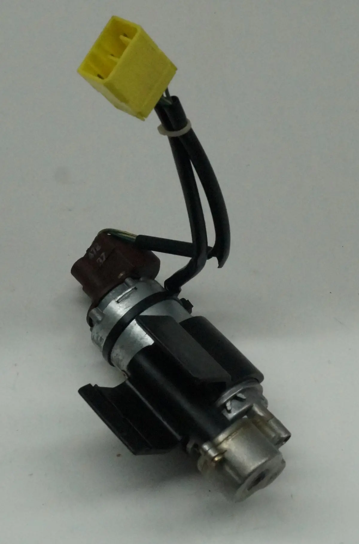 1998 - 2003 Jaguar Xj (X308) Steering Column Telescopic Motor | Part # - 0390201624 1