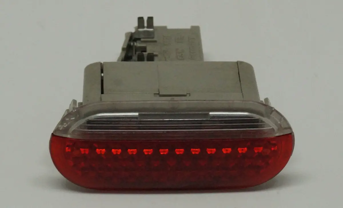 2010 - 2019 Jaguar Xj/Xjl (X351) Door Panel Hazard Lamp | Part # - 5121 1