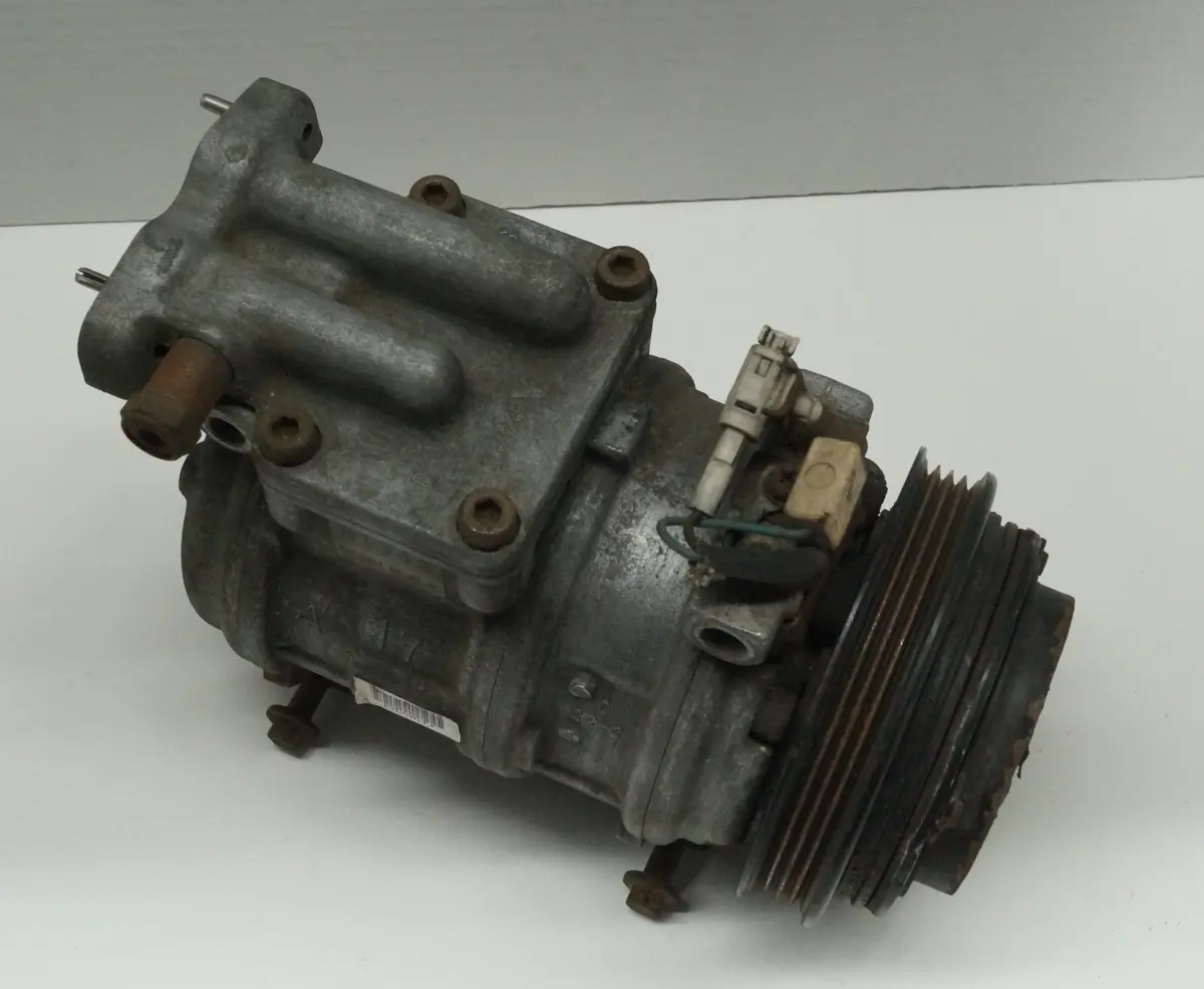1995 - 1997 Jaguar Xj (X300) Ac Compressor | Part # - 447200-4141 2