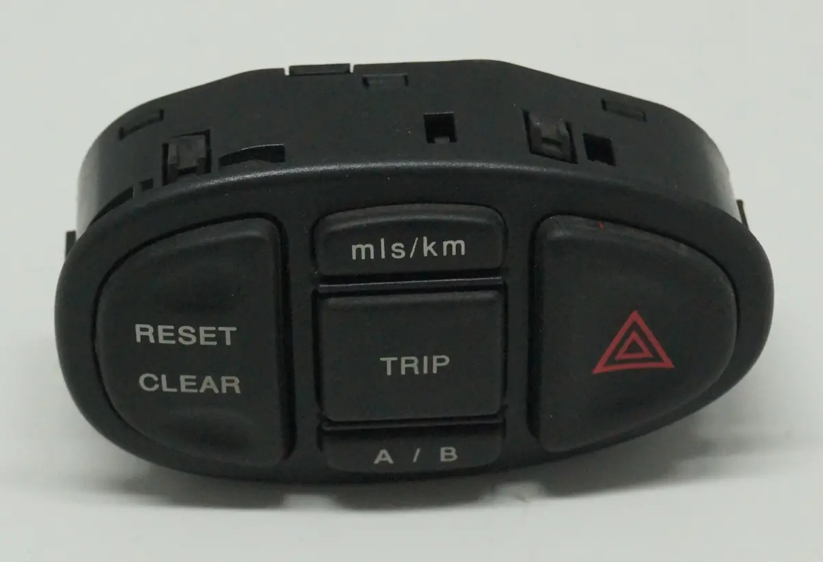 2000 - 2002 Jaguar S-Type (X200) Trip Computer/Hazard Switch Pack | Part # - 147-Ac 1