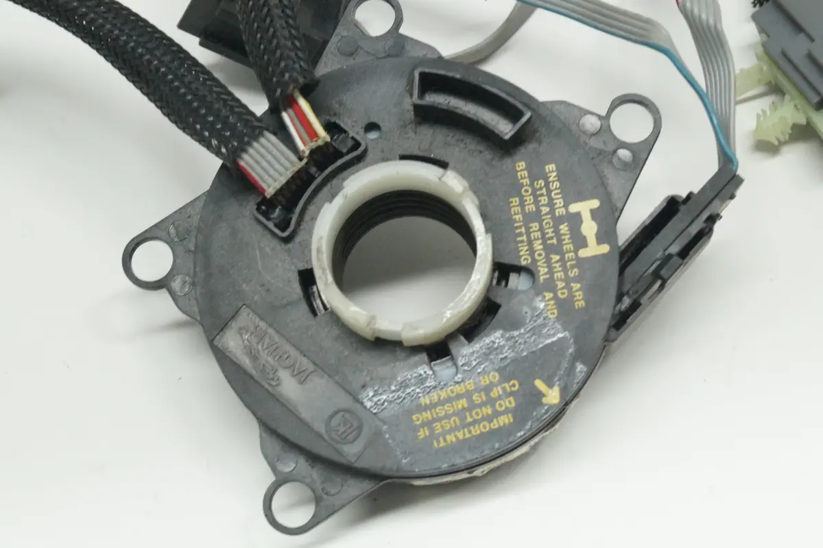 Jaguar Xk (X100) Clock Spring | Part # - Lje6470ab 2