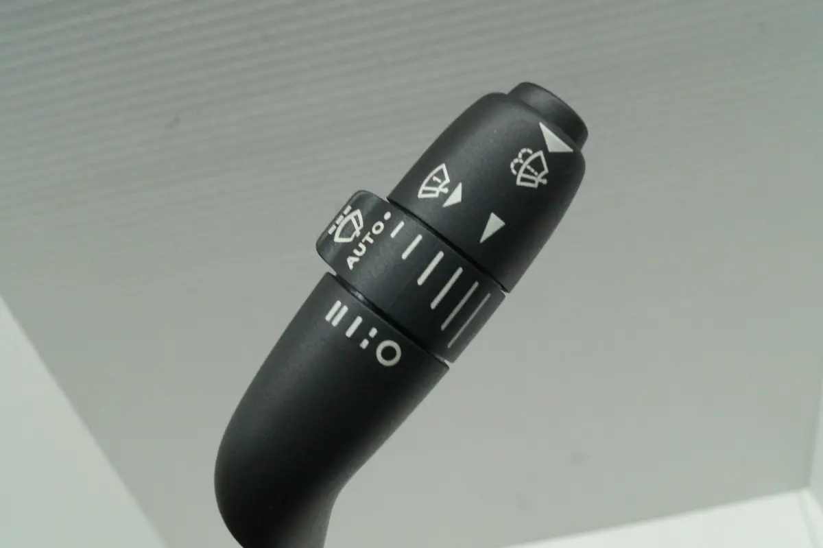 2003 - 2008 Jaguar S-Type (X200) Wiper/Washer Switch | Part # 2W93-17A553-Ab 2