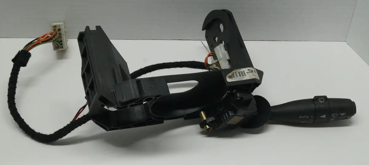 1998 - 2003 Jaguar Xj (X308) Steering Column Switches/Assemblies 1