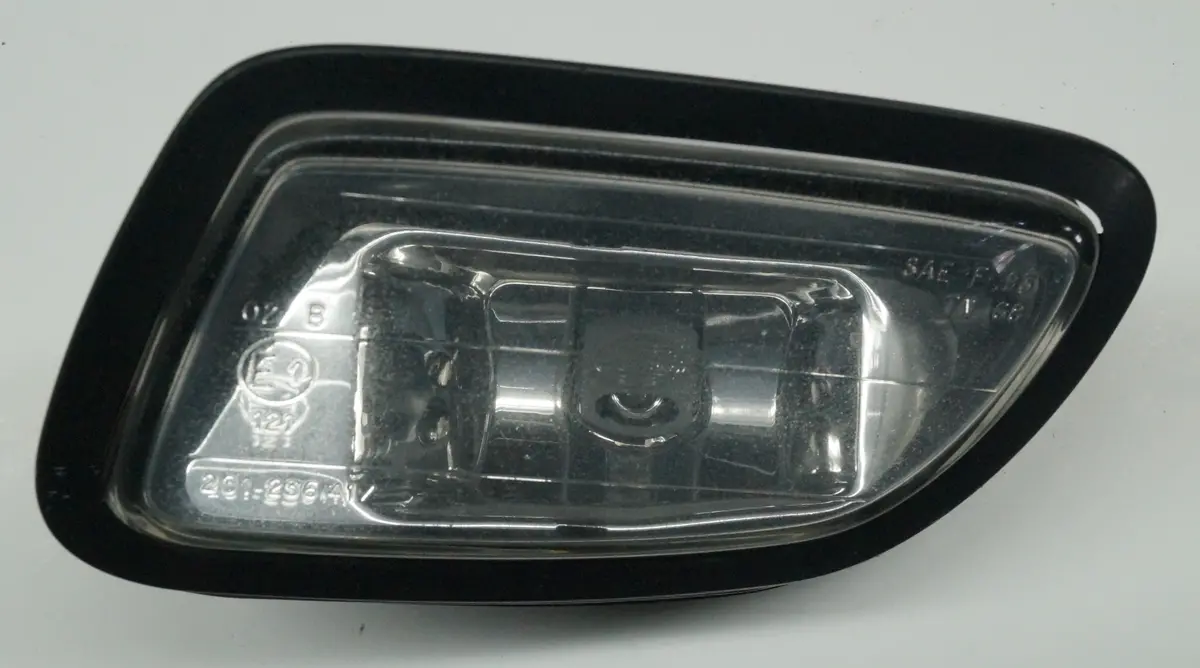 1995 - 1997 Jaguar Xj (X300) Driver Side (Left) Fog Light | Part # - Dbc11017 1