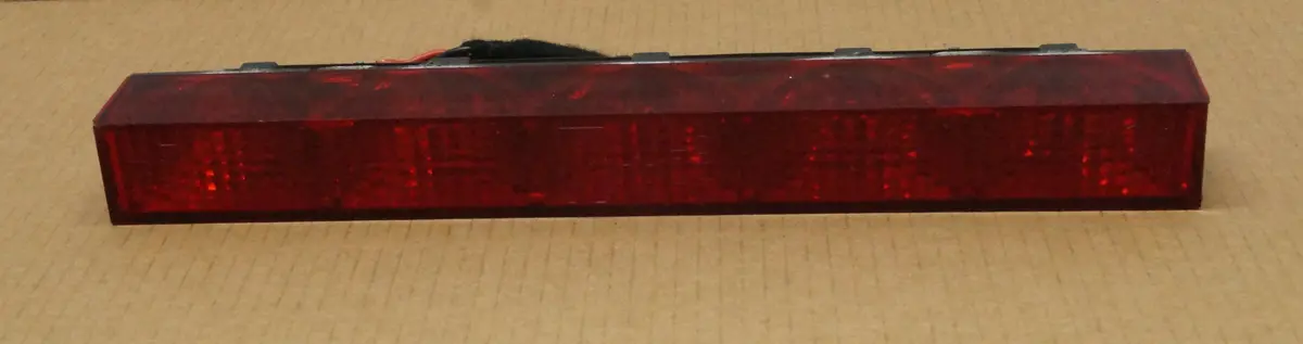 1998 - 2003 Jaguar Xj (X308) Third Brake Light | Part # - Lnc5000ae 1