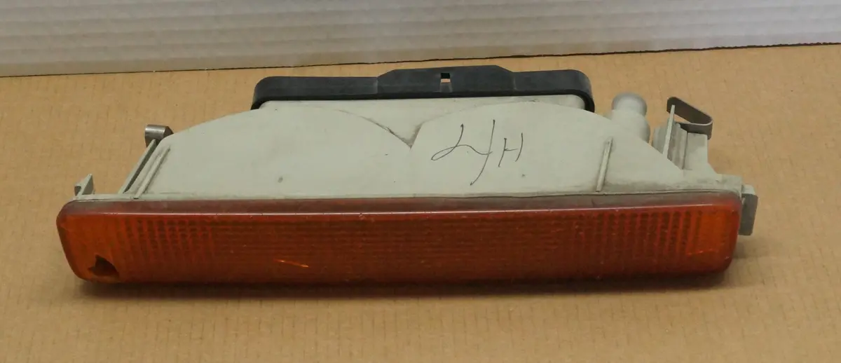 1995 - 1997 Jaguar Xj (X300) Driver (Left) Turn Signal Light | Part # - Lna4801ab 1